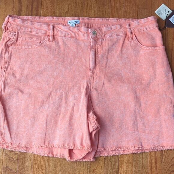 ⚓Ava and Viv Coral Jean Shorts - Picture 1 of 3